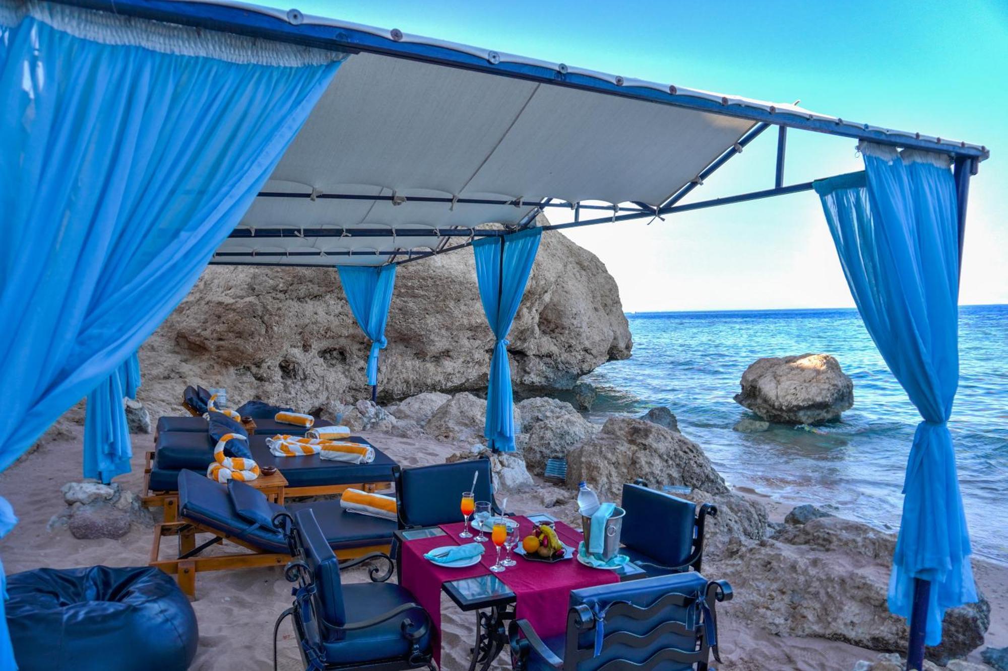 Safir Sharm Waterfalls Resort Bagian luar foto Beach bar in Sozopol