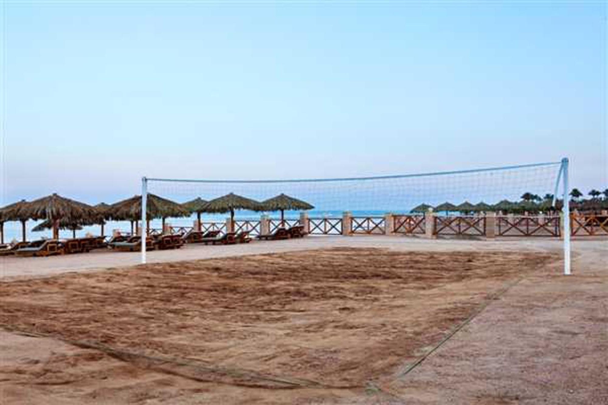 Safir Sharm Waterfalls Resort Fasilitas foto A beach volleyball net